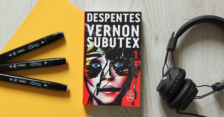 Couverture du livre Vernon Subutex, stylos et écouteurs